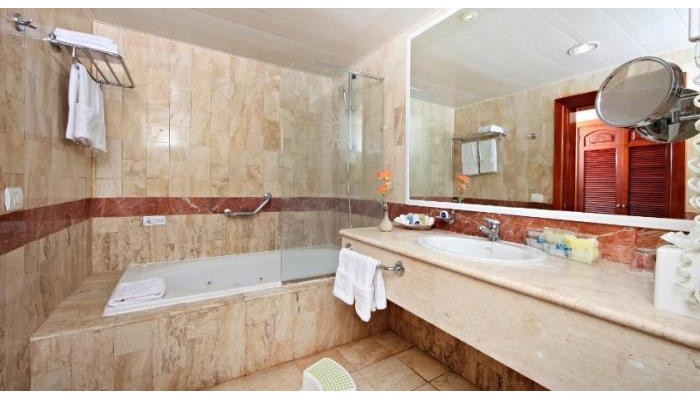 Hotel Bahia Principe Grand Punta Cana poza 3