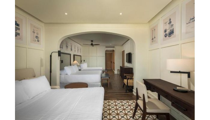 Hotel H-10 Ocean El Faro poza 2